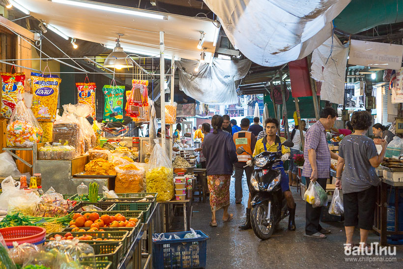 Hua Hin’s historic fresh market and traditional local way of life 1500201640 ตลาดฉัตรไชย11