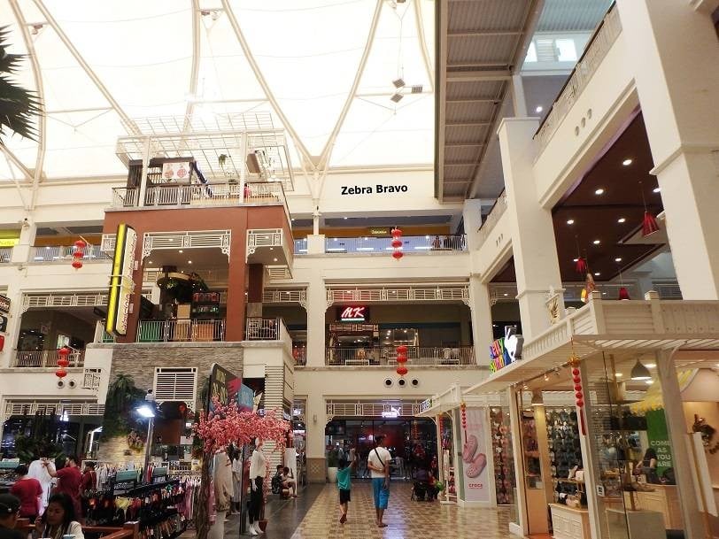 Market Village Hua Hin: The Heart of Shopping & Lifestyle มาร์เก็ตวิลเลจ หัวหิน