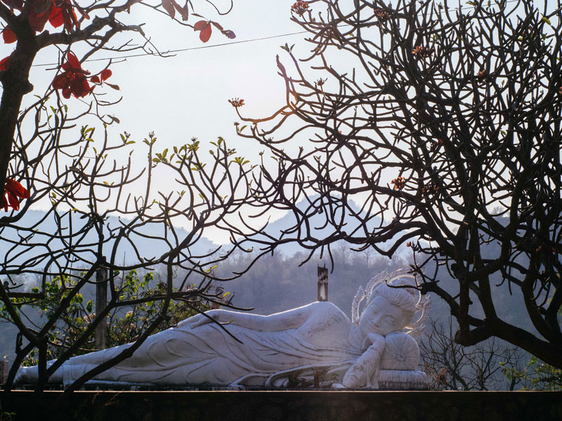 Experience peace, make a wish, and enjoy the sea view of Hua Hin krailad